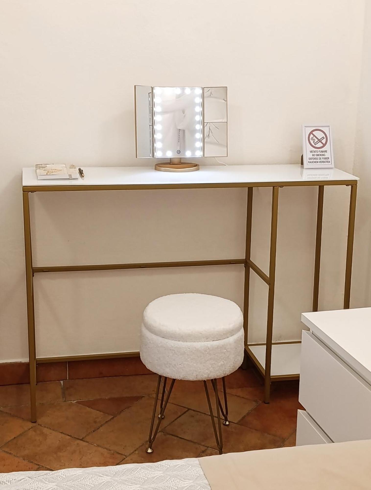 Secret Window Bed & Breakfast Pistoia Bagian luar foto